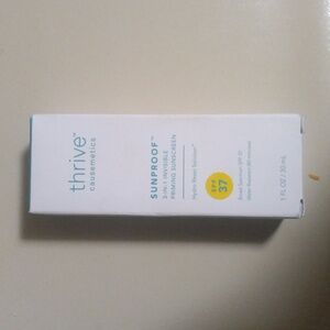 Thrive Causemetics Sunproof 3 in 1 Invisible Priming Sunscreen